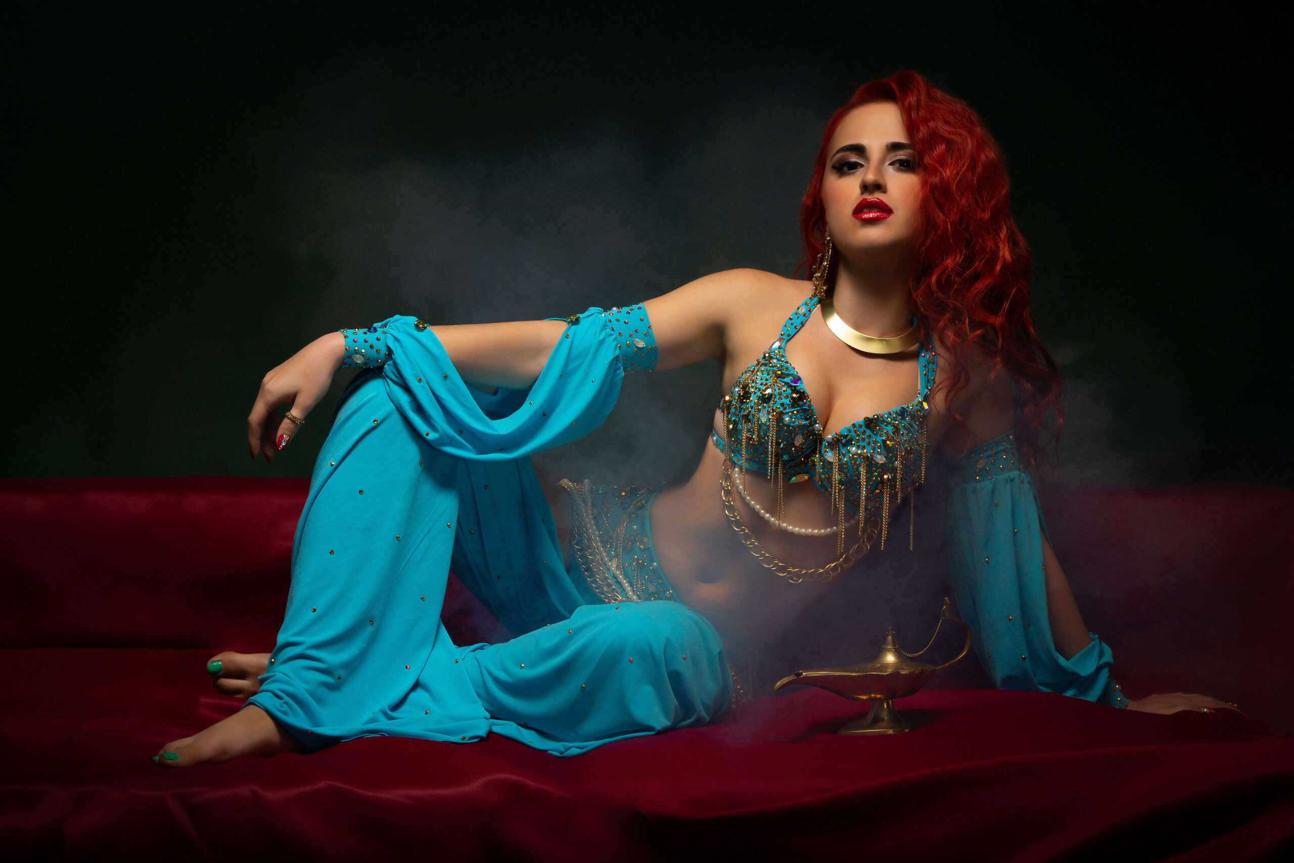 Κάνε τη διαφορά στην εκδήλωσή σου!
Oriental Performer for Events, Weddings, Parties, Nightclubs